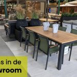 Suns Tutti stapelbare tuinstoel met teak armleuningen bij De Vries XL Tuinmeubelen in de showroom