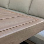 Details van een Garden Impression tuintafel (Teaklook)